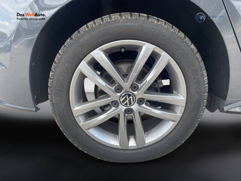2022 Volkswagen Touran R-Line — sličica 19