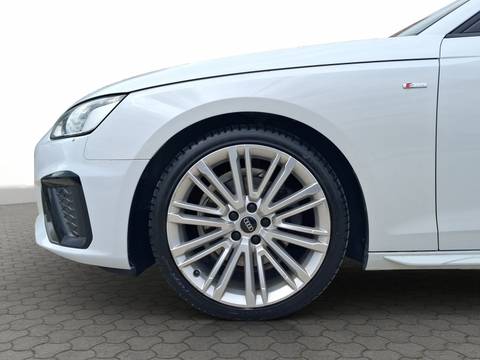 2023 Audi A4 S line — sličica 17
