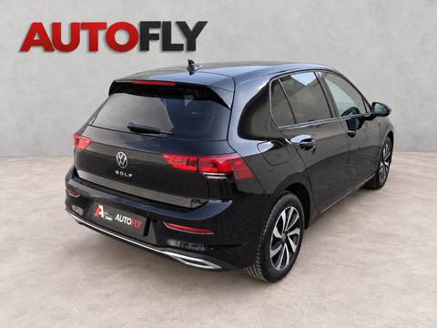 2021 Volkswagen Golf — sličica 8