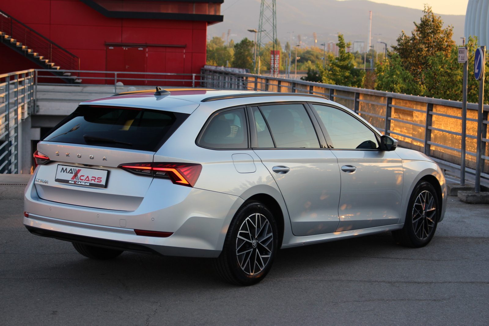 2023 Škoda Octavia — fotografija 17