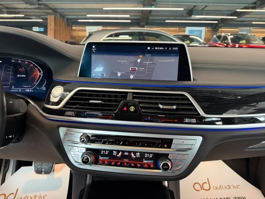 2021 BMW Serija 7 — fotografija 19