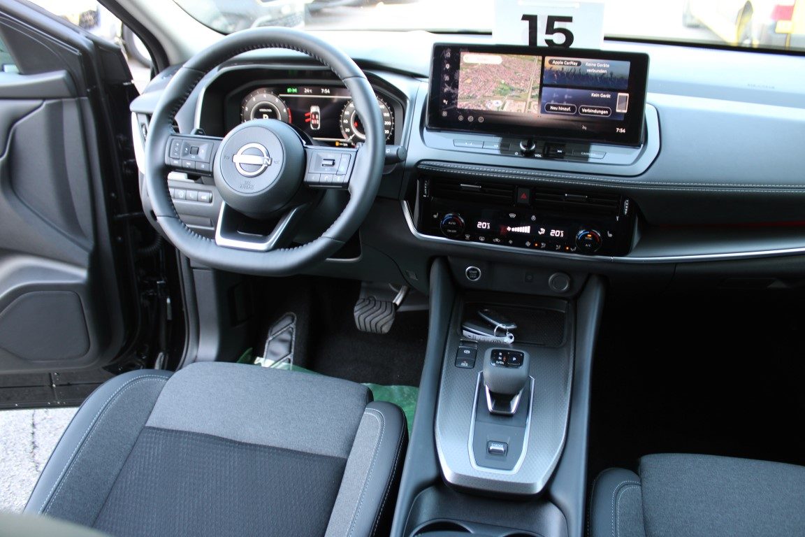 2025 Nissan Qashqai — fotografija 10
