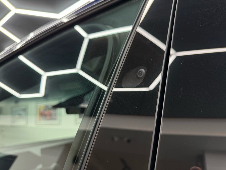 2022 Tesla Model X — fotografija 7