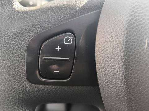 2019 Renault Trafic — sličica 14