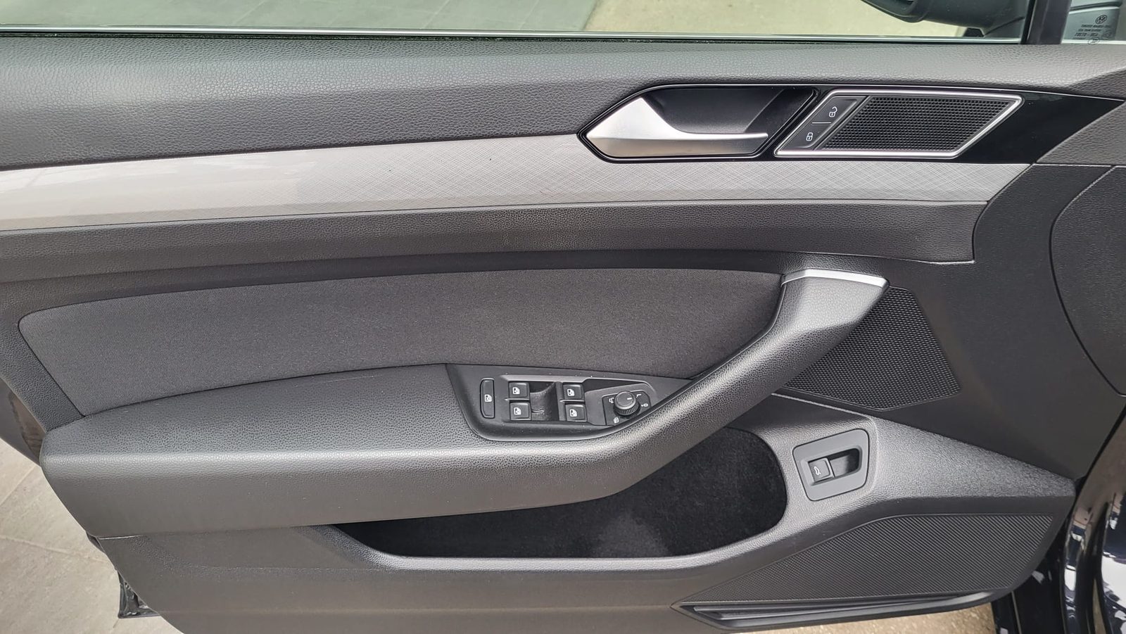 2021 Volkswagen Passat — fotografija 24