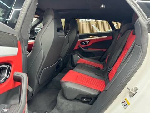 2019 Lamborghini Urus — sličica 18