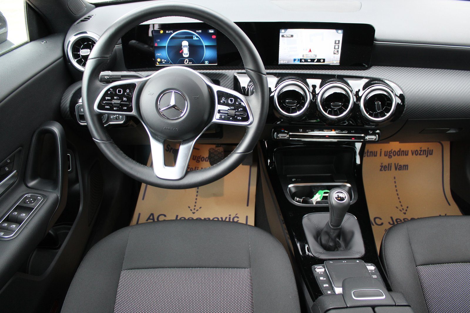 2022 Mercedes-Benz CLA — fotografija 10