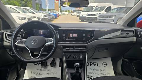 2022 Volkswagen Taigo — sličica 13