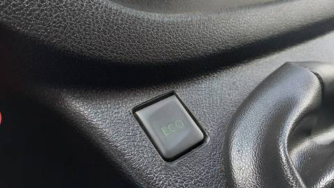 2019 Opel Vivaro — sličica 25