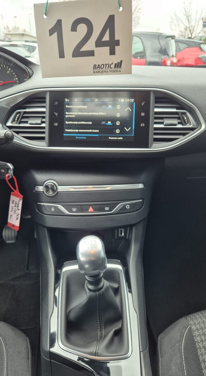 2019 Peugeot 308 — fotografija 10