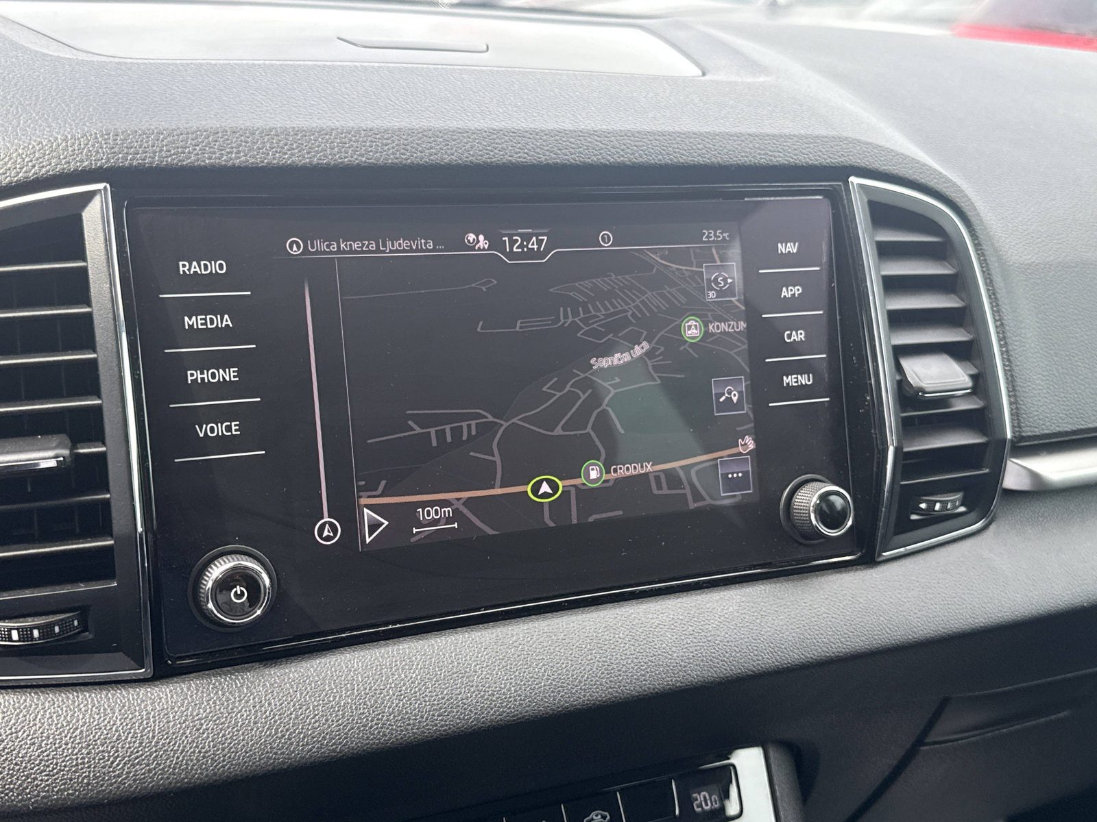 2024 Škoda Karoq — fotografija 29