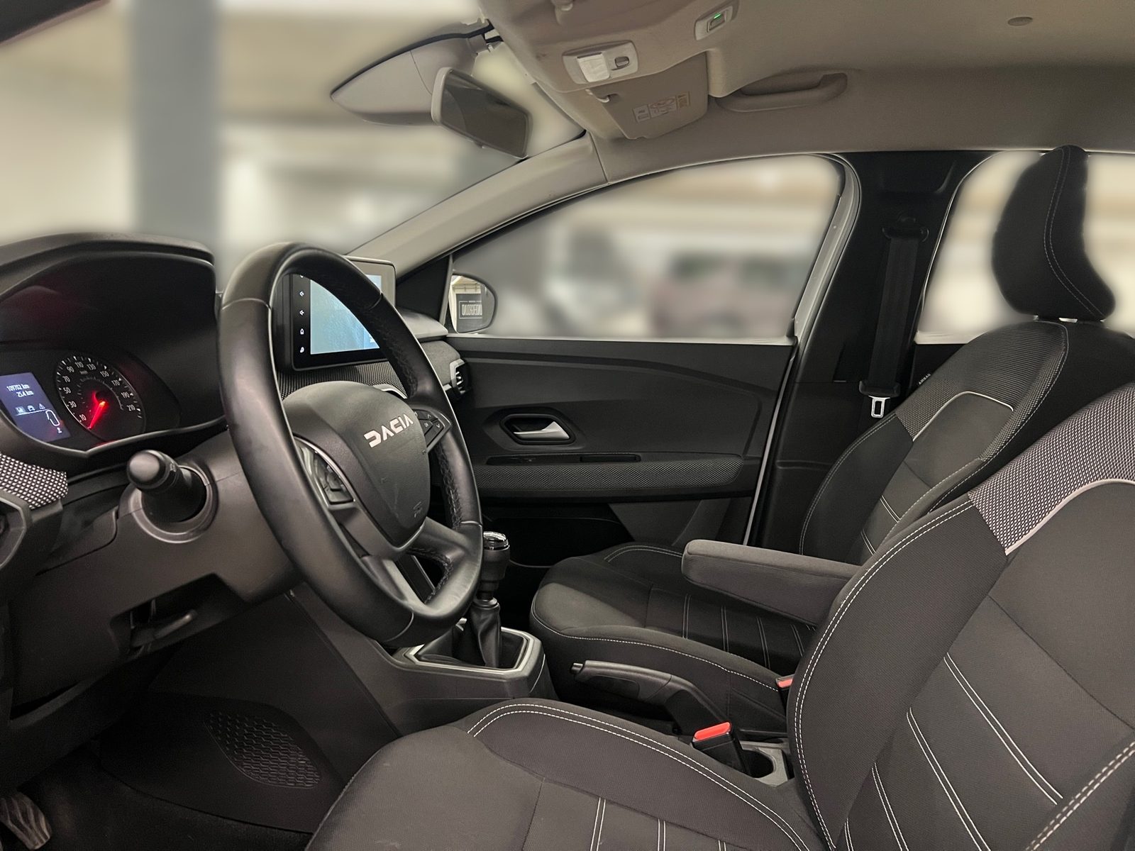 2023 Dacia Sandero — fotografija 13