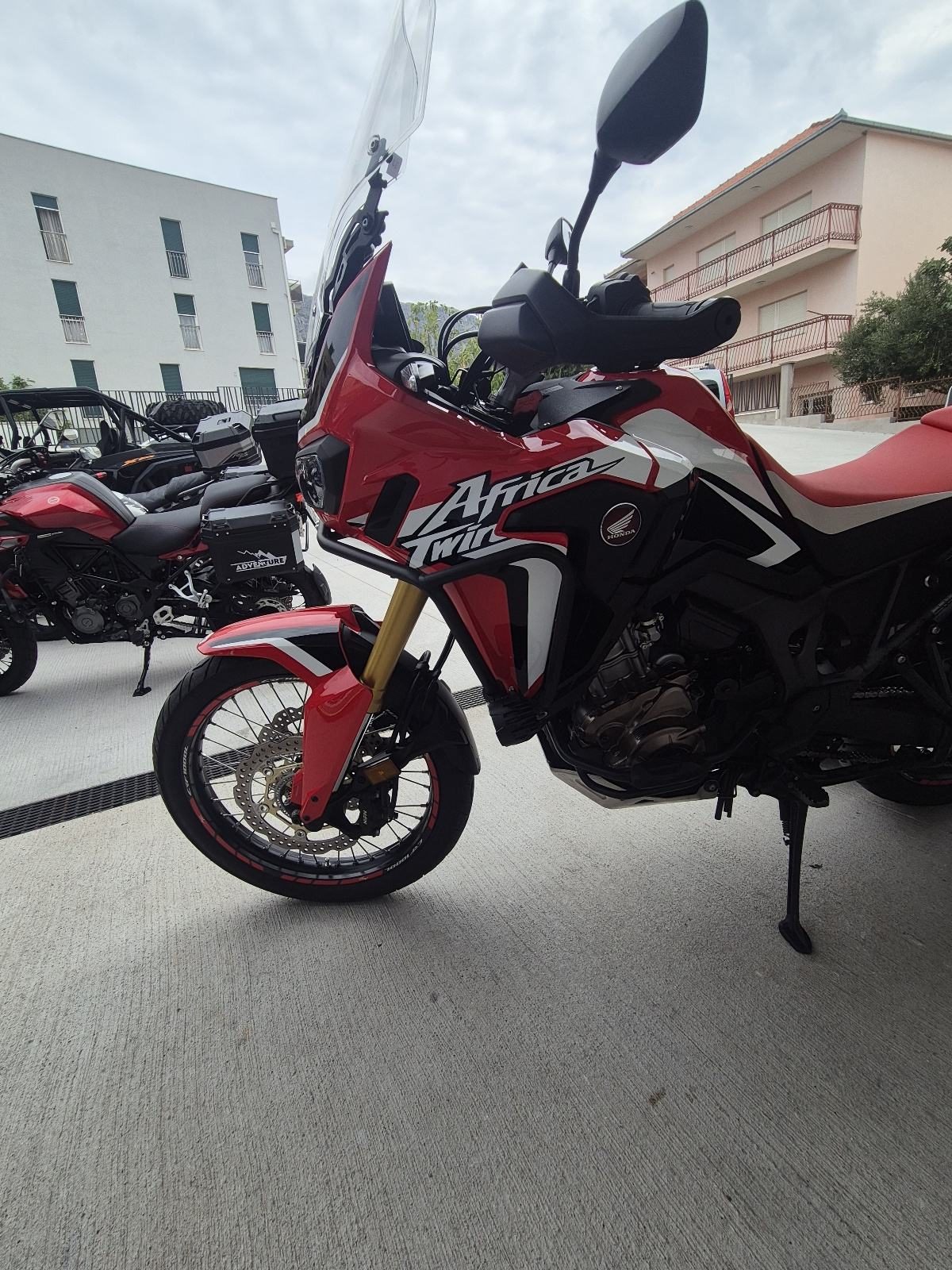 2017 Honda Africa Twin — fotografija 8