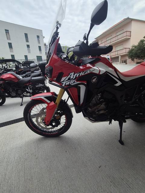 2017 Honda Africa Twin — sličica 8