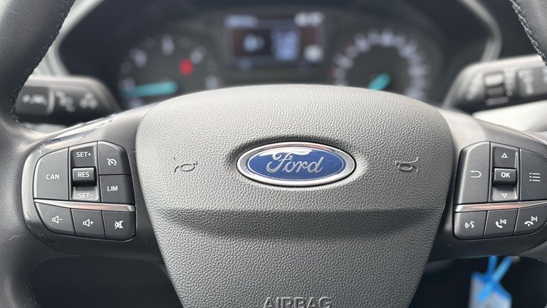 2022 Ford Focus — fotografija 14