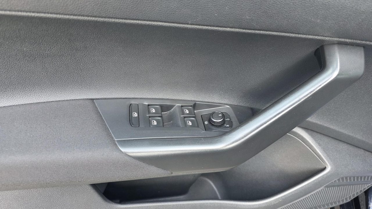 2018 Volkswagen Polo — fotografija 18