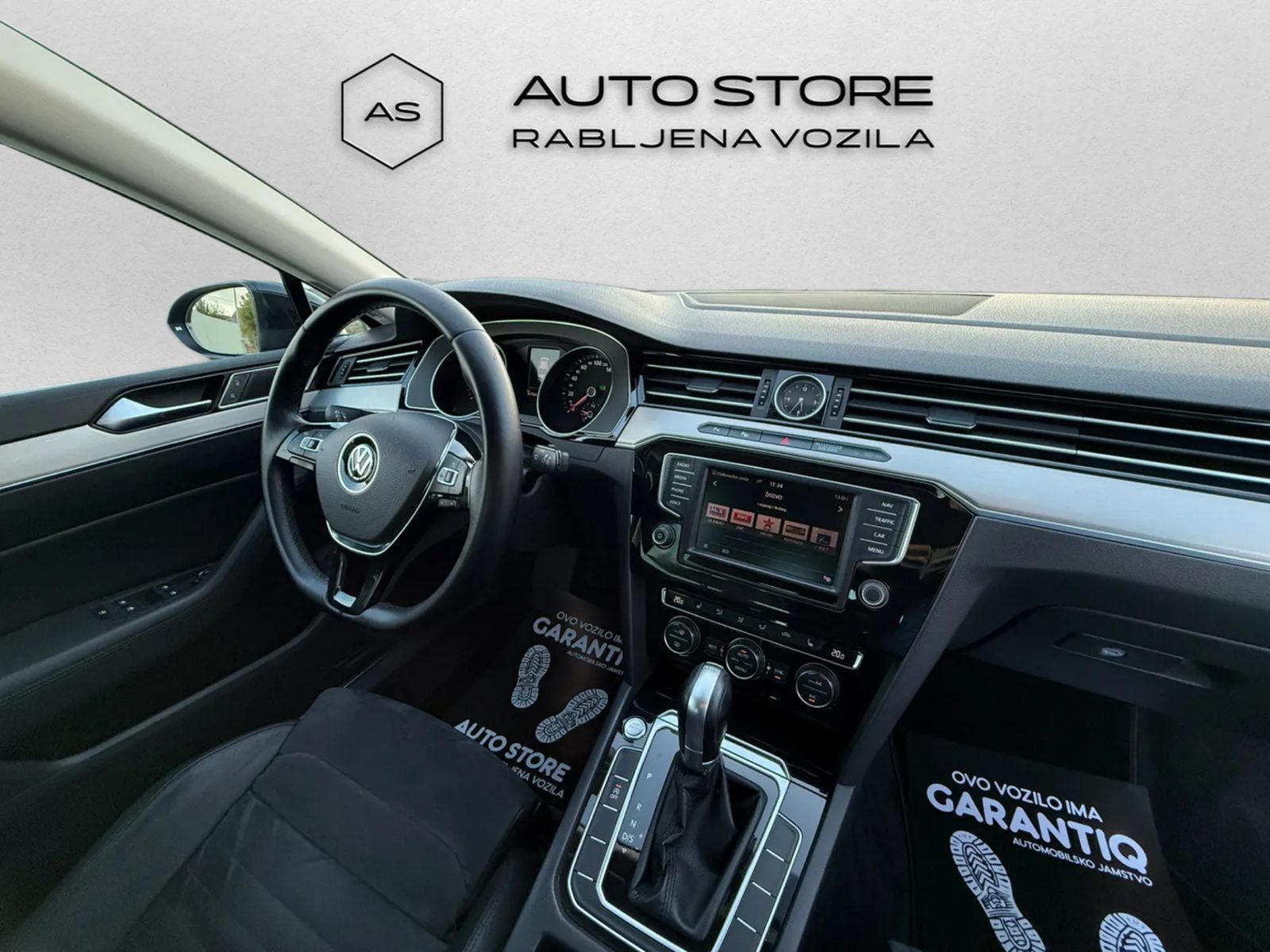 2017 Volkswagen Passat Highline — fotografija 27