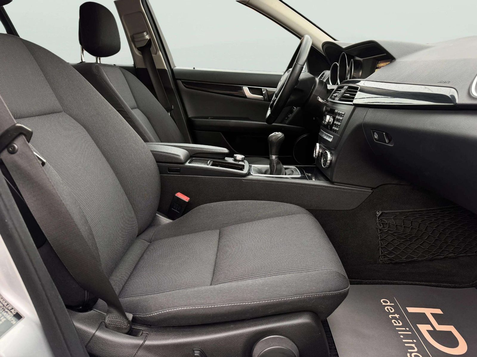2011 Mercedes-Benz C-klasa — fotografija 19