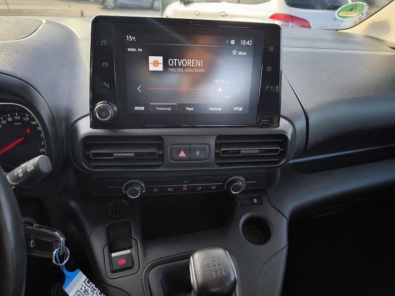 2019 Opel Combo — fotografija 16