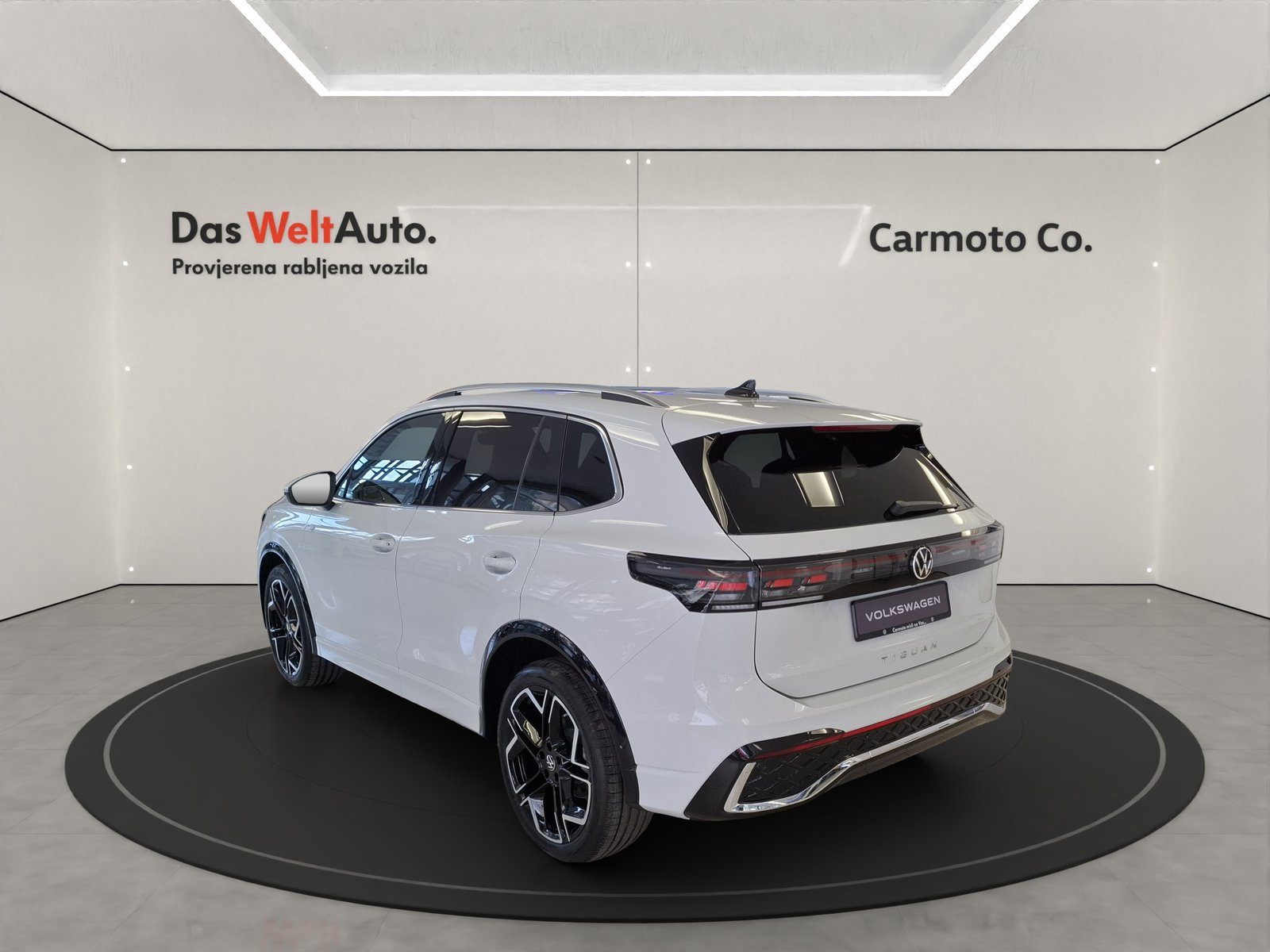 2026 Volkswagen Tiguan R-Line — fotografija 3