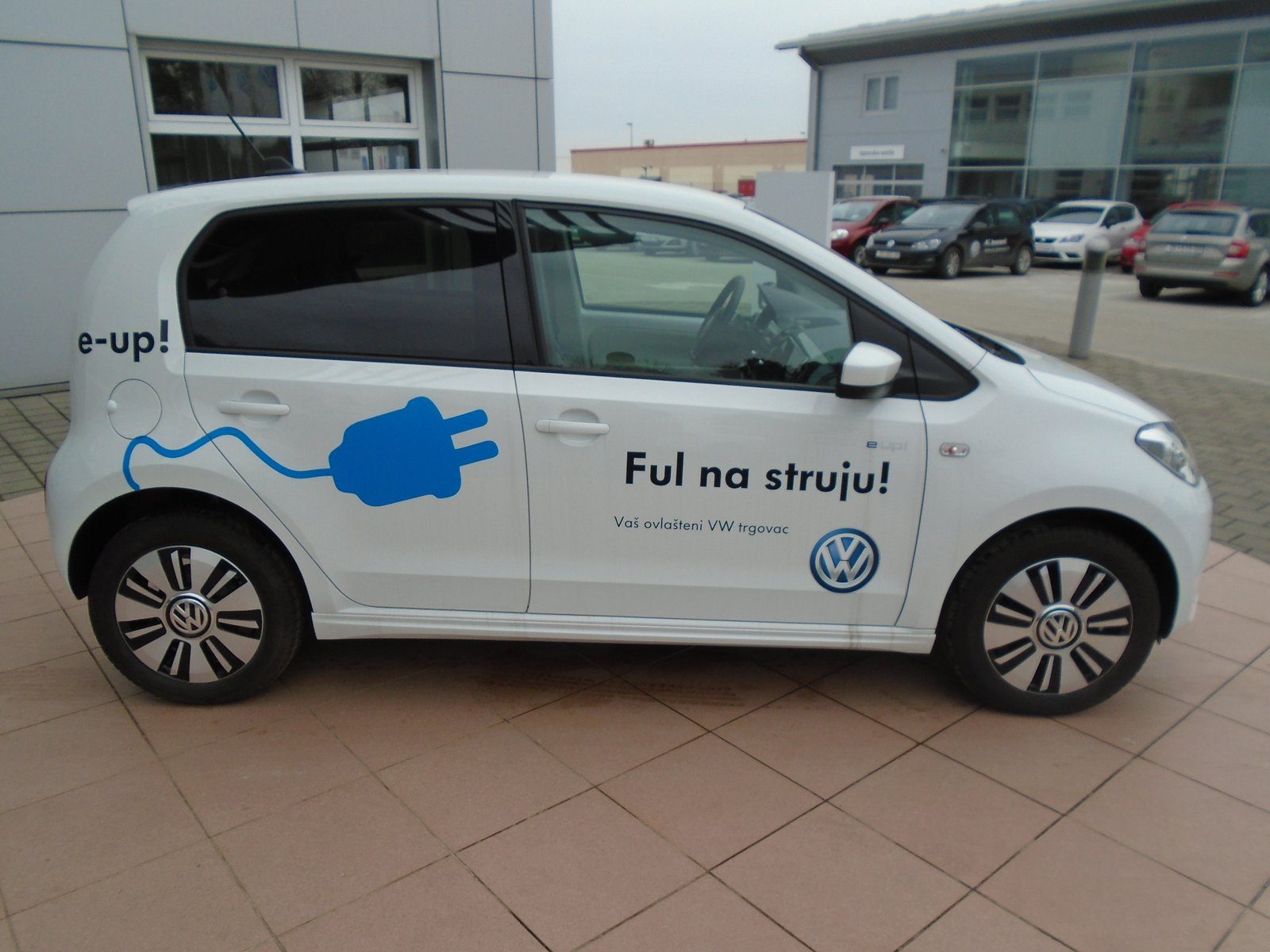 2017 Volkswagen up! — fotografija 4
