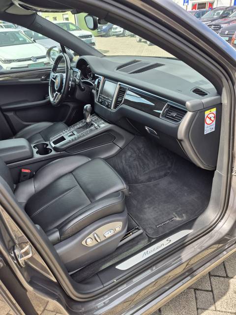 2014 Porsche Macan — sličica 22