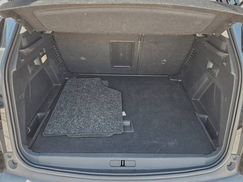 2018 Peugeot 3008 — sličica 14