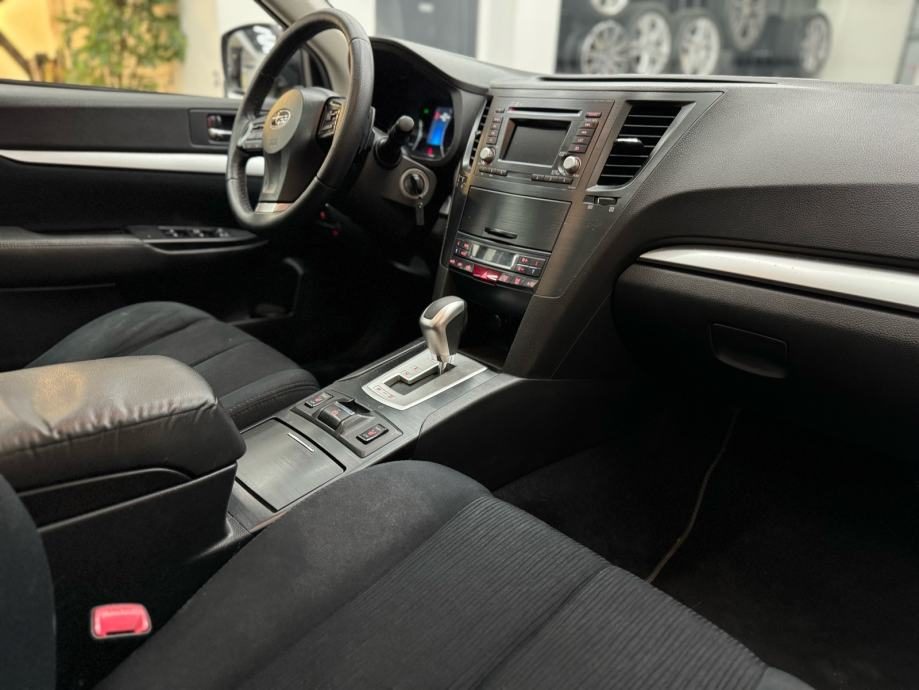 2015 Subaru Outback — fotografija 20