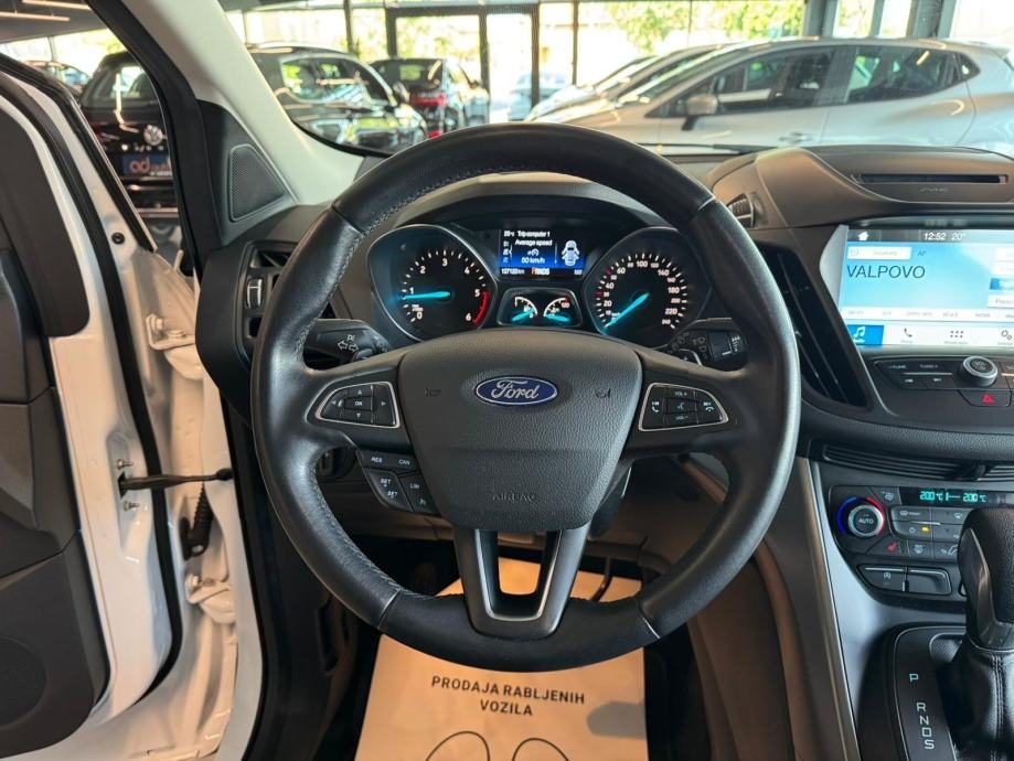 2018 Ford Kuga — fotografija 18