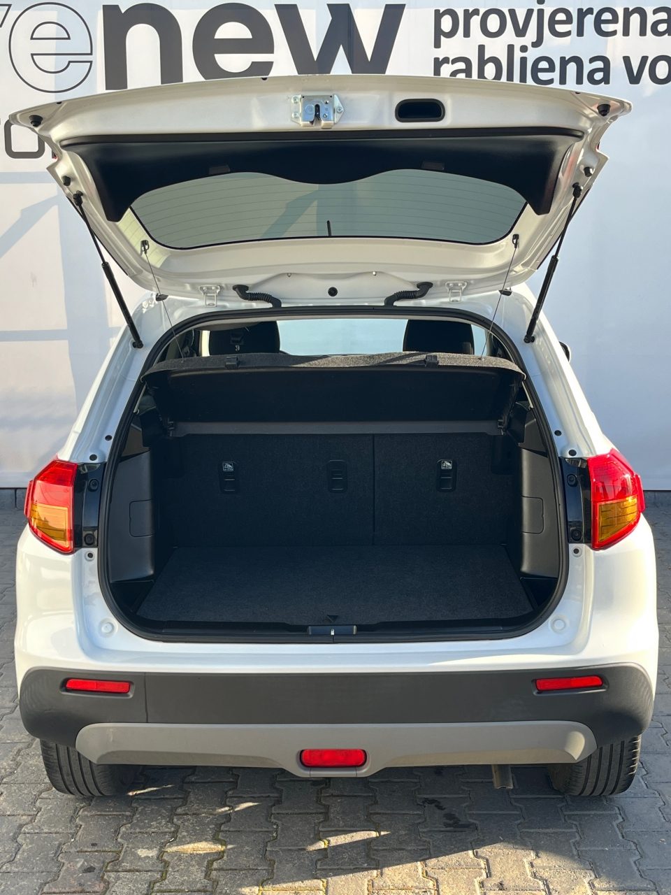 2016 Suzuki Vitara — fotografija 13
