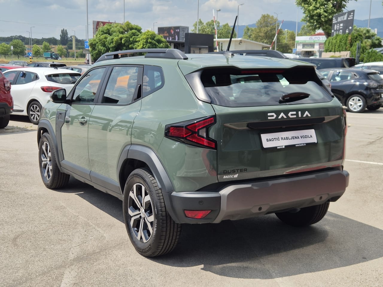 2025 Dacia Duster — fotografija 7