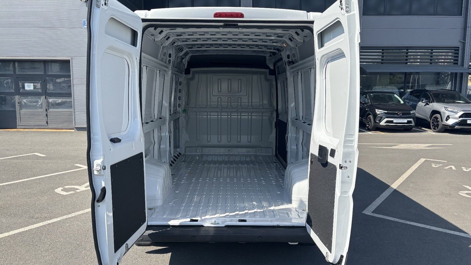 2026 Opel Movano — fotografija 8