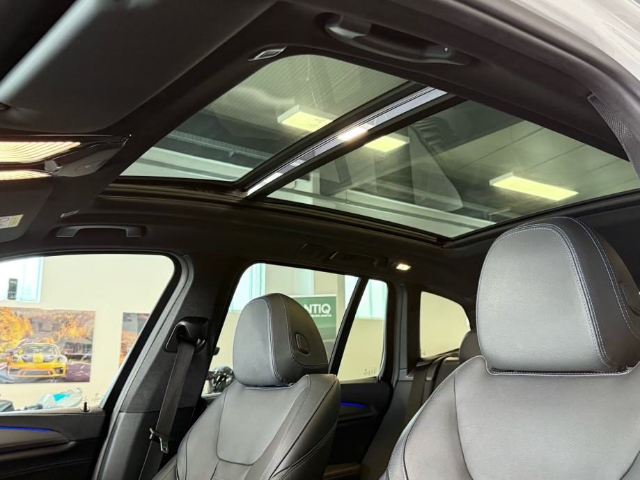 2018 BMW X3 — fotografija 11