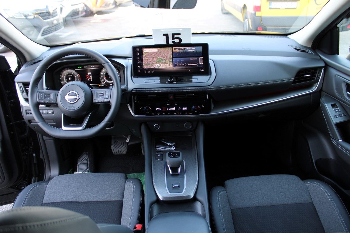 2025 Nissan Qashqai — fotografija 12