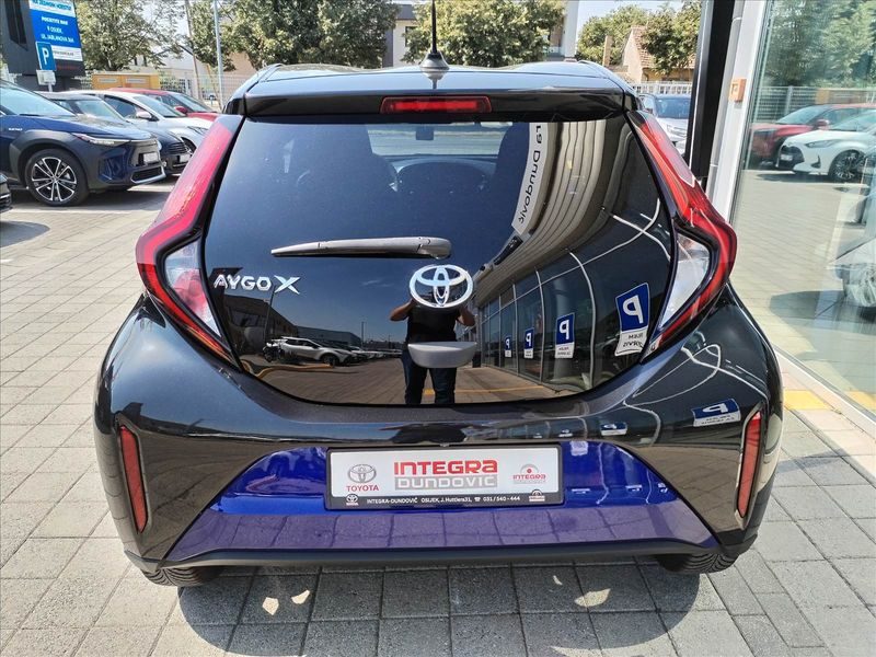 2022 Toyota Aygo X — fotografija 6