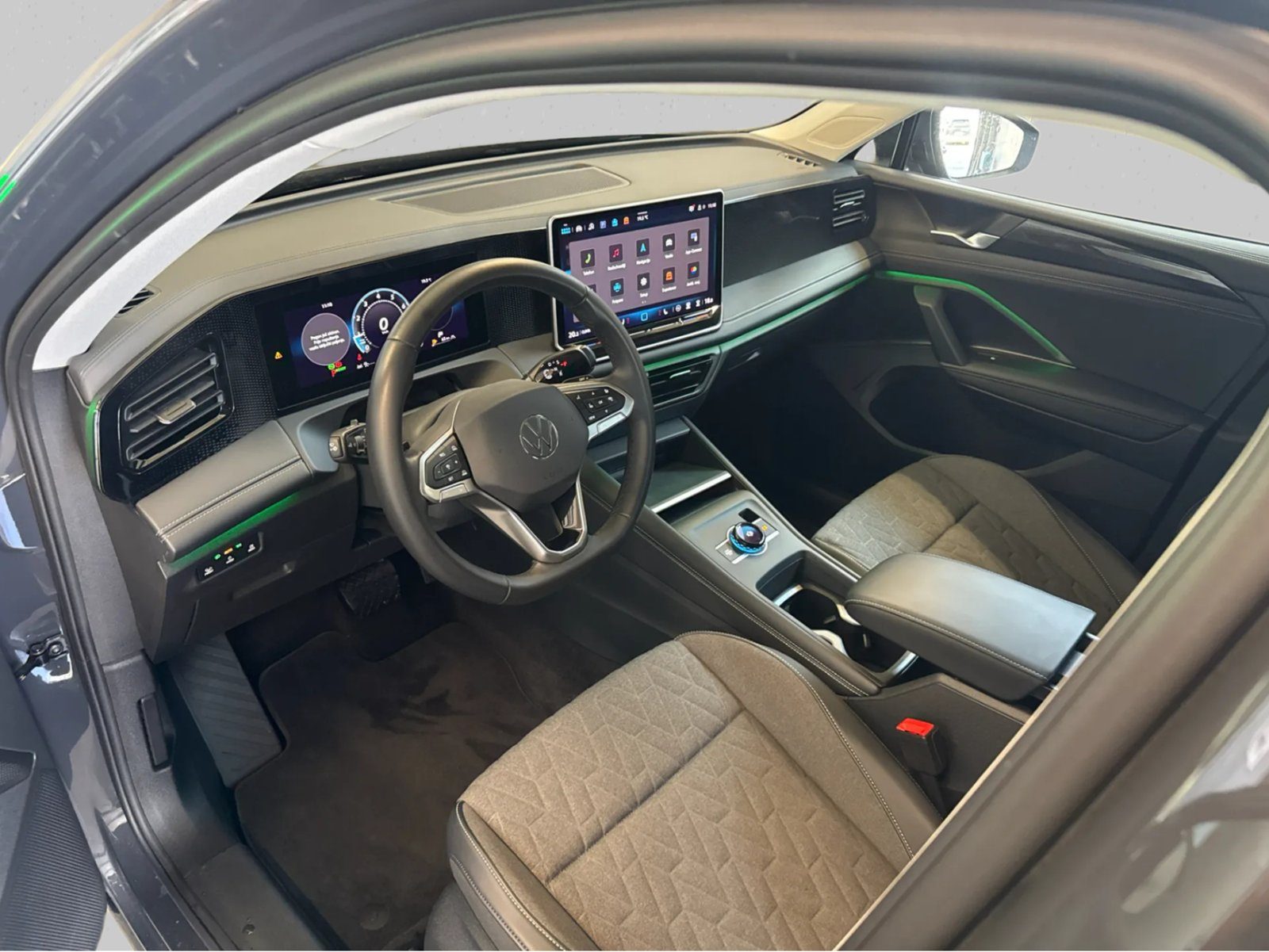 2024 Volkswagen Tiguan — fotografija 11