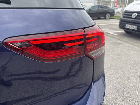 2024 Volkswagen Golf — sličica 16
