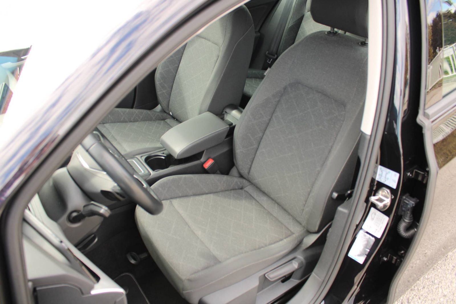 2024 Volkswagen Golf VIII — fotografija 10