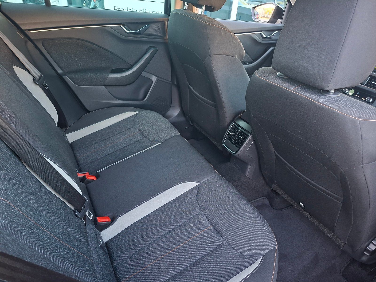 2021 Škoda Scala — fotografija 12