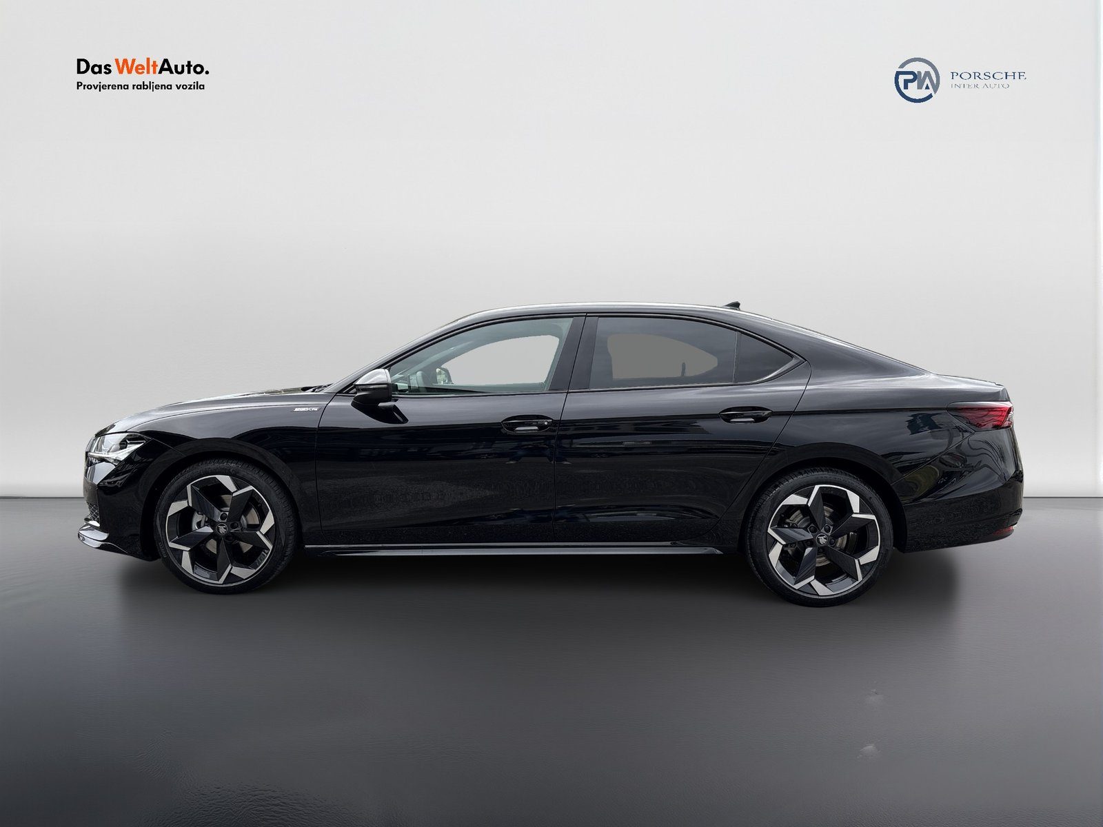 2026 Škoda Superb Sportline — fotografija 3