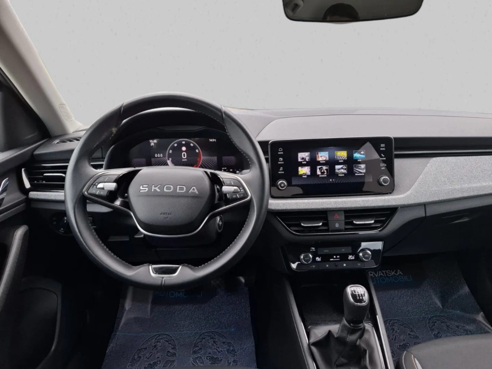 2025 Škoda Scala — fotografija 24