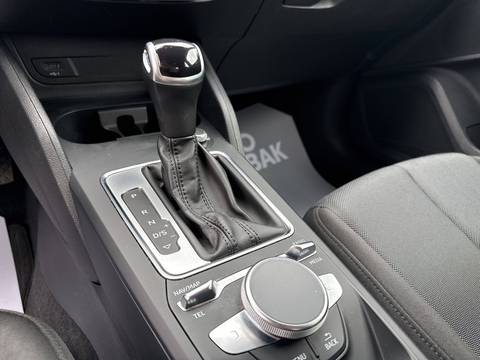 2023 Audi Q2 — sličica 24