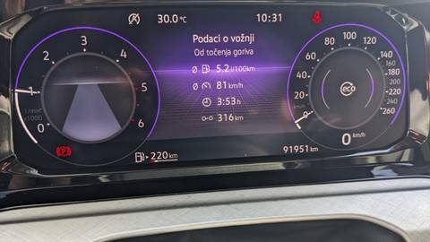 2022 Volkswagen Golf — sličica 14