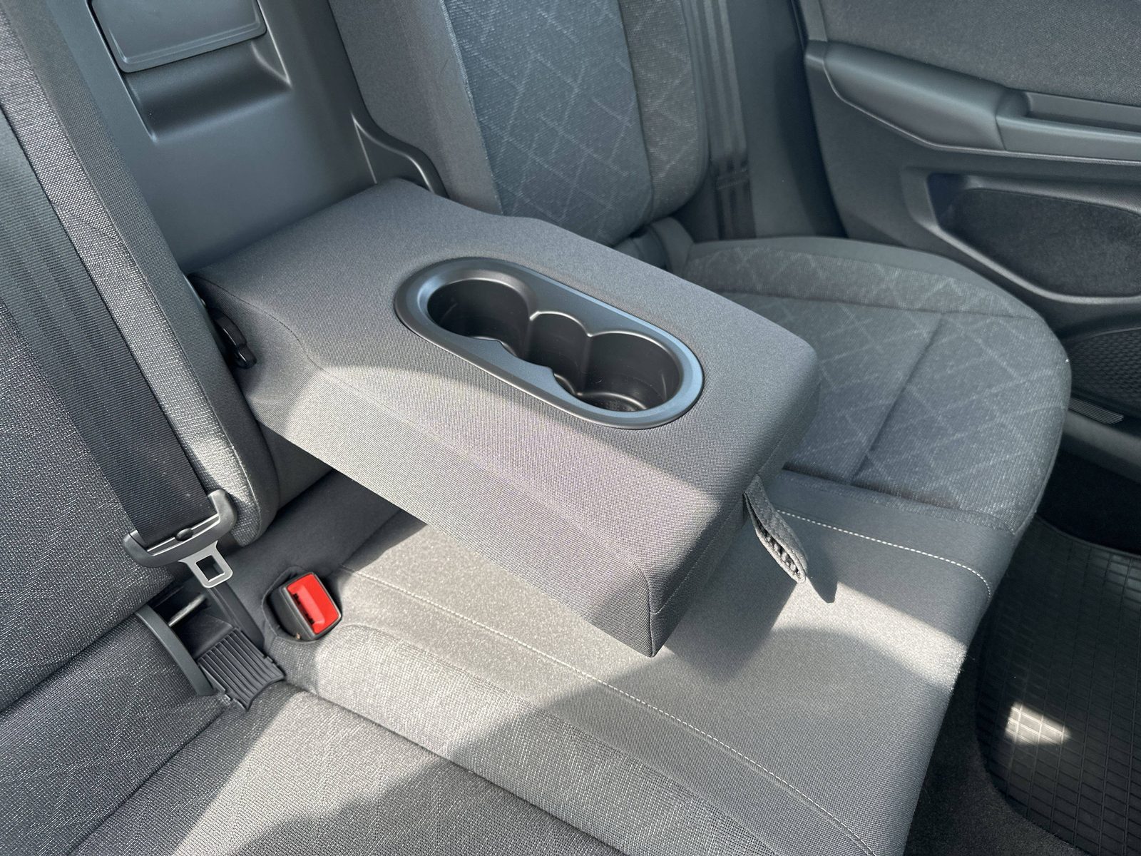 2024 Volkswagen Golf — fotografija 21