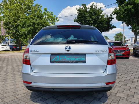2018 Škoda Octavia Combi — sličica 5