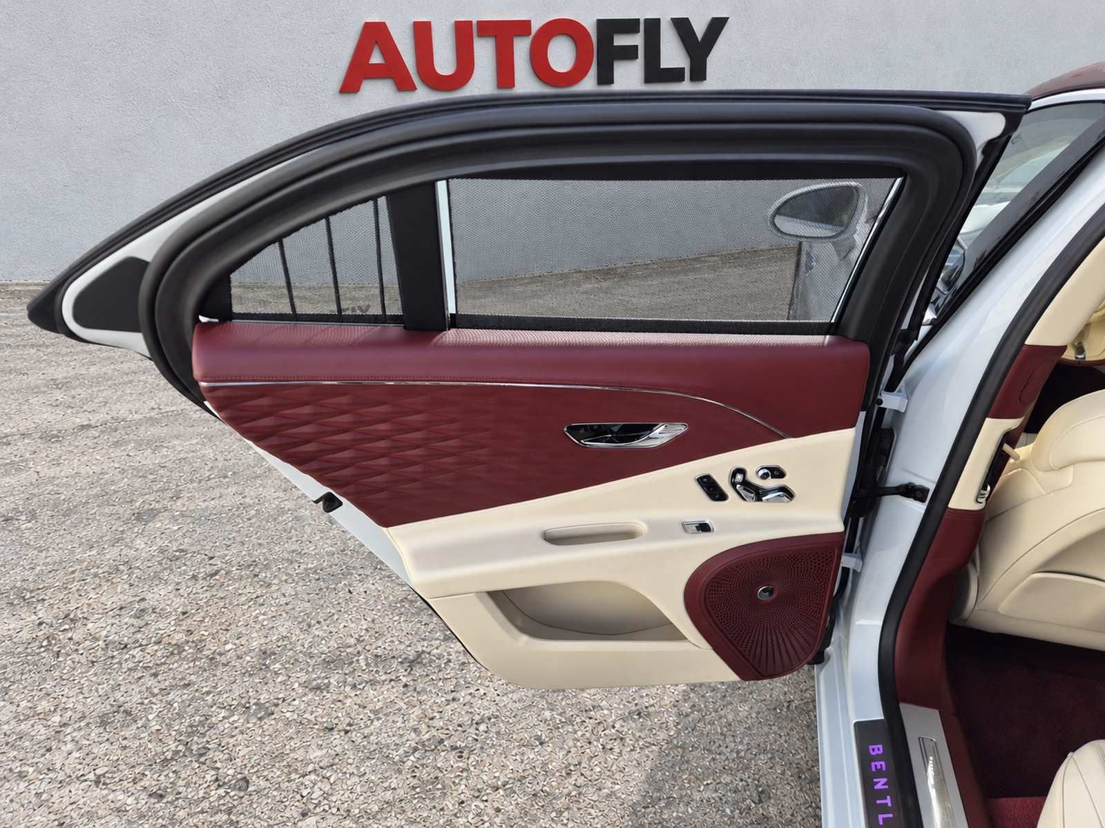 2020 Bentley S1 — fotografija 15