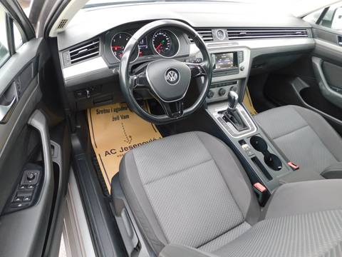 2015 Volkswagen Passat — sličica 8