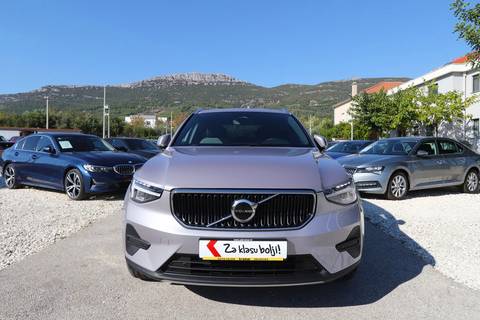 2026 Volvo XC40 — sličica 4