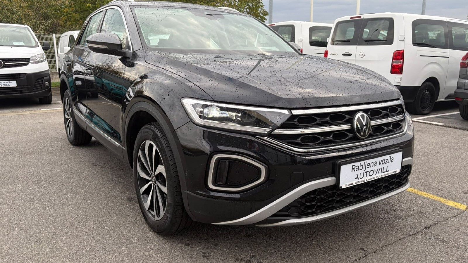 2023 Volkswagen T-Roc — fotografija 9