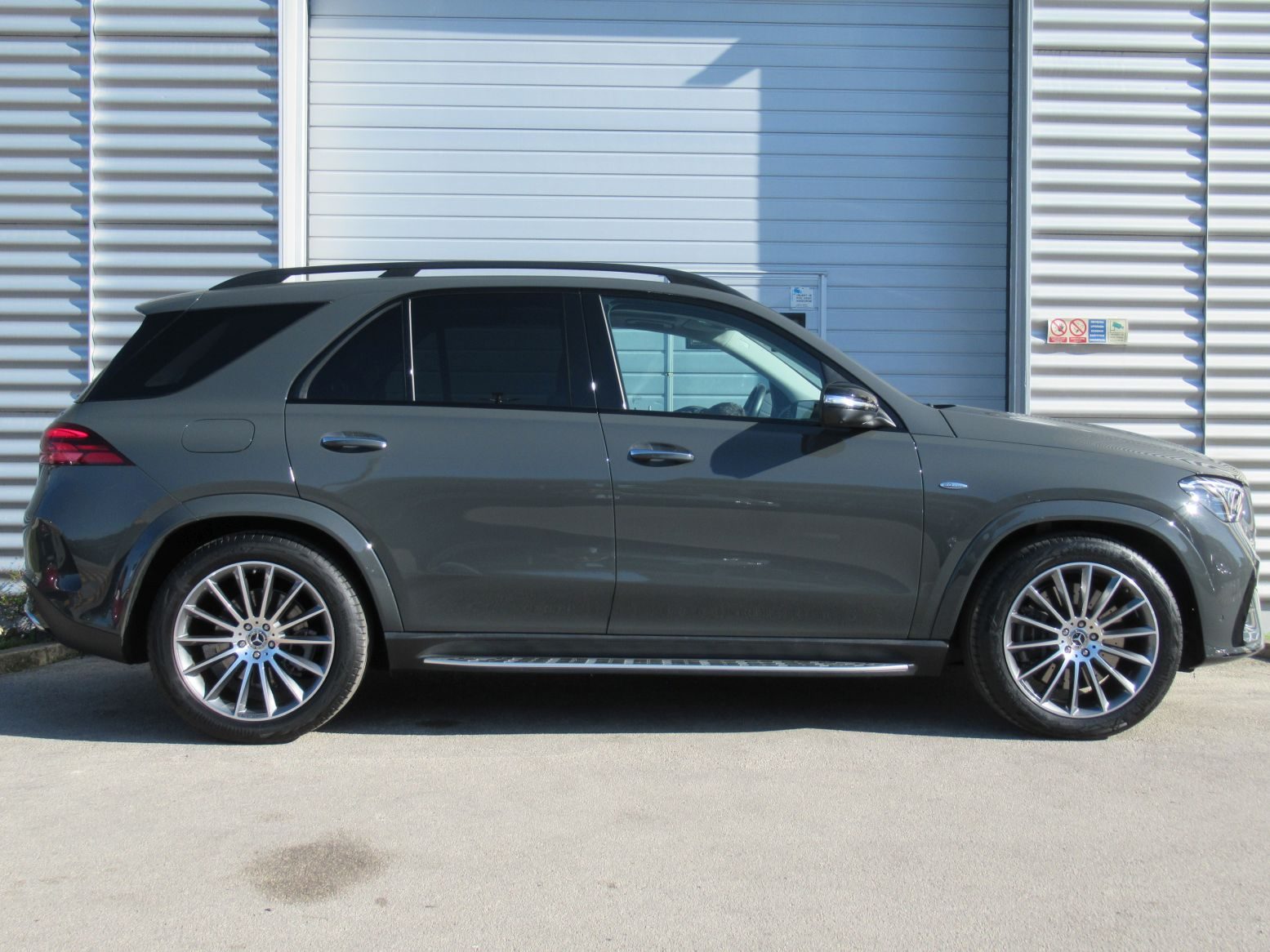 2025 Mercedes-Benz GLE — fotografija 5